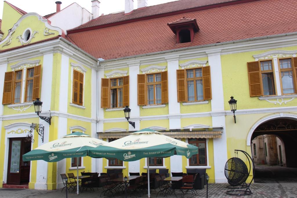 Ferdinand Apartments Mediaş Exterior foto