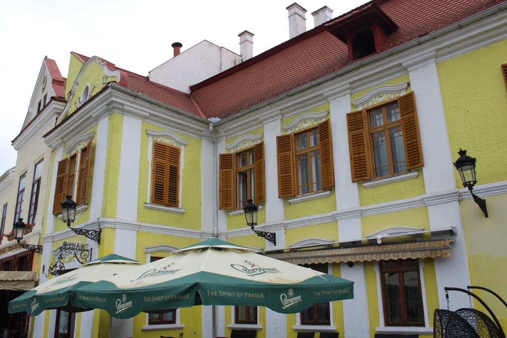 Ferdinand Apartments Mediaş Exterior foto