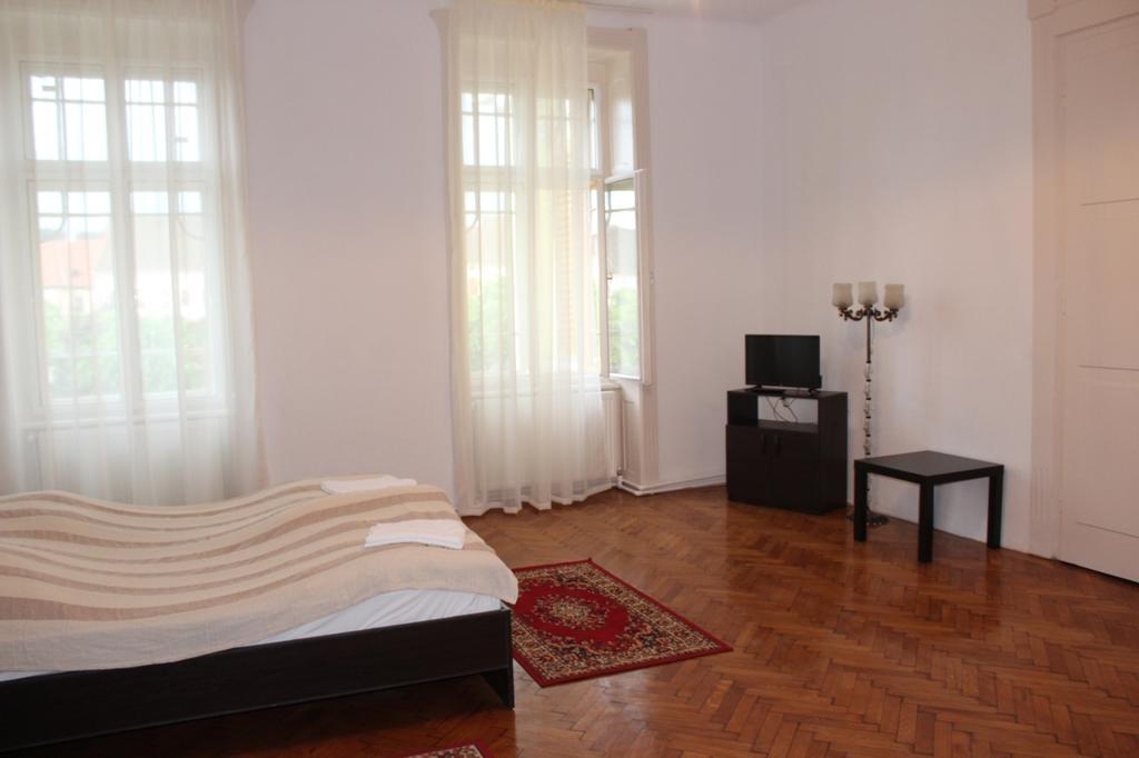 Ferdinand Apartments Mediaş Exterior foto
