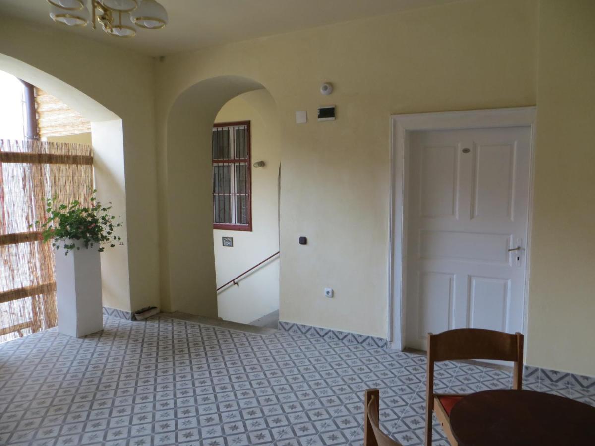 Ferdinand Apartments Mediaş Exterior foto